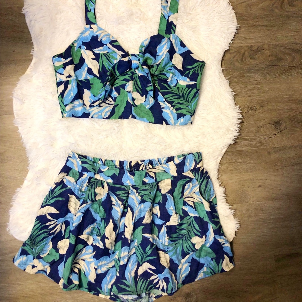 Two Piece Set